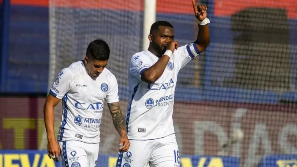 El Morro García no va al Toluca y ahora suena River