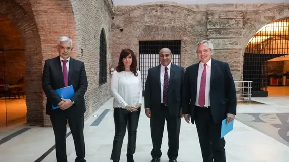 Alberto junto a Cristina presentó un plan para estimular al campo