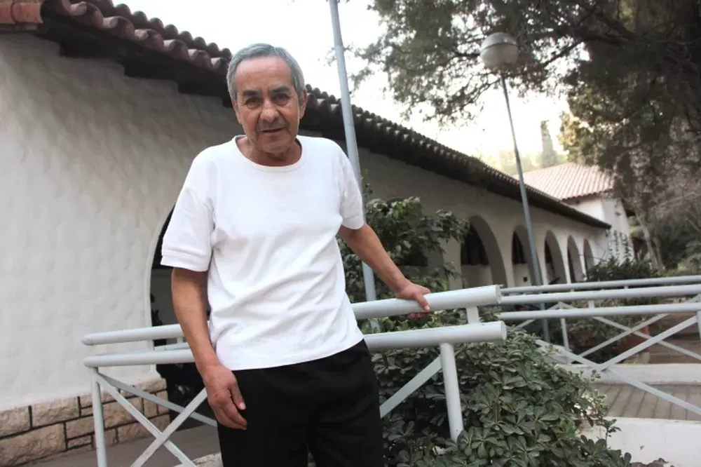 La nueva vida de “El Guille”: de la calle a una cama caliente, pero extrañando bailar