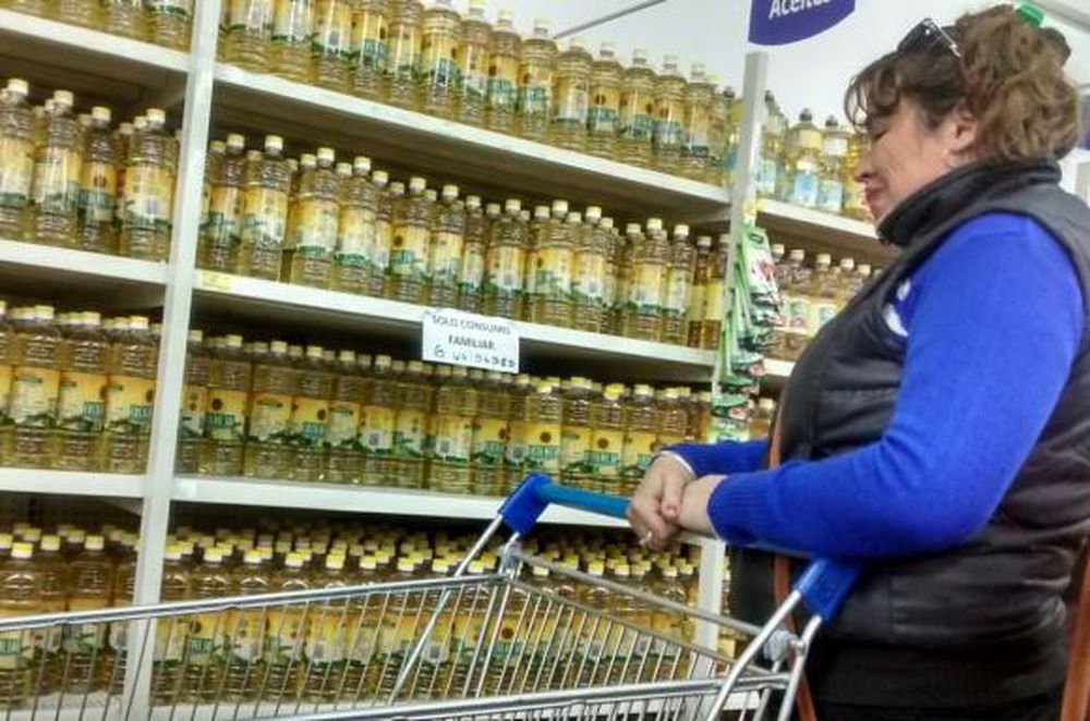 Ponen tope de 4 y 6% al aumento del aceite