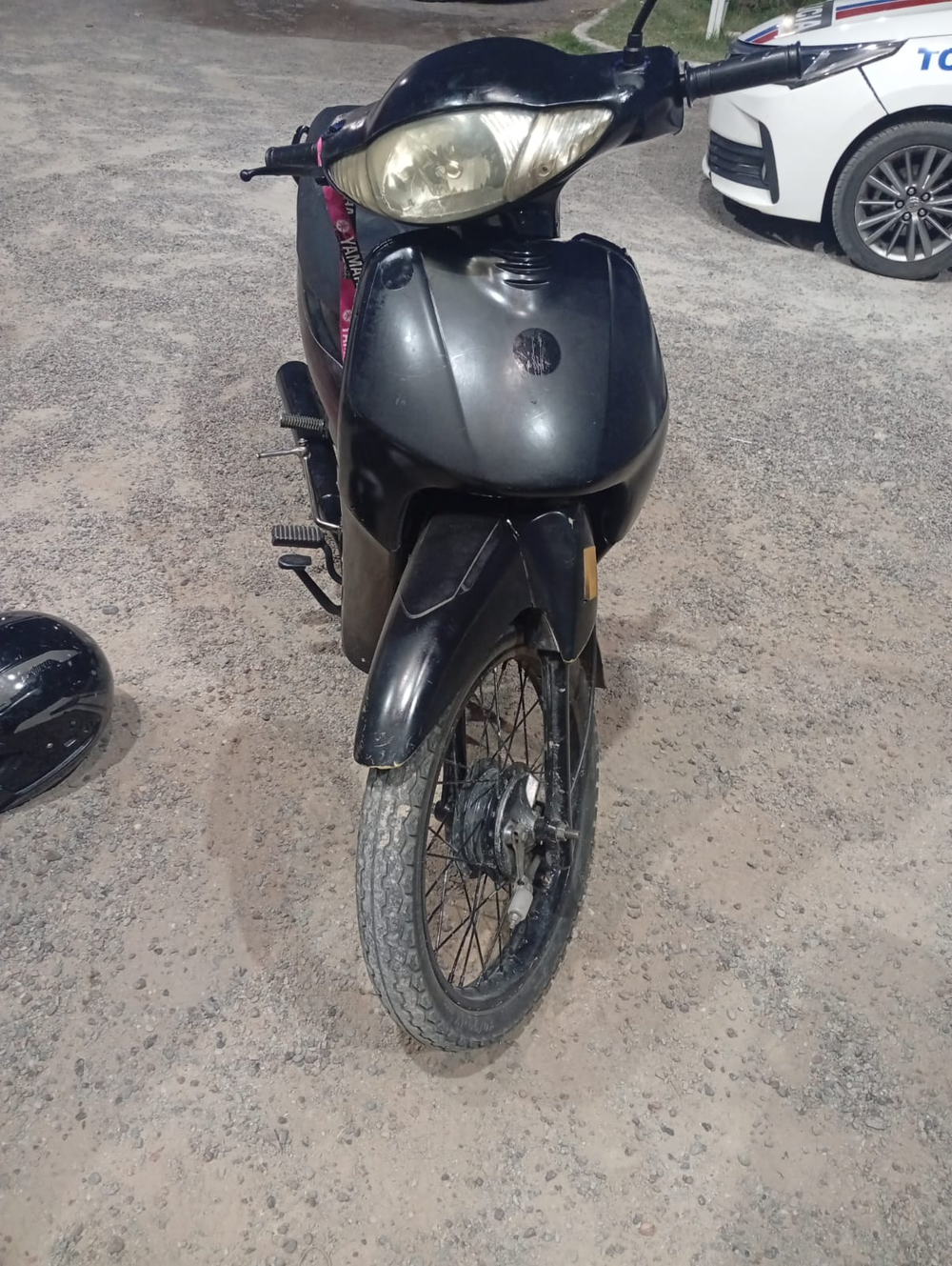 Un sujeto cayó en Rawson con una moto robada y la patente adulterada.