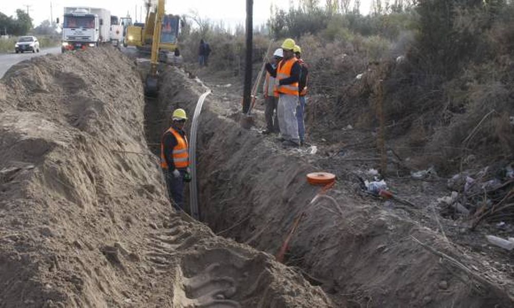 Llegó la obra de fibra  óptica a 25 de Mayo