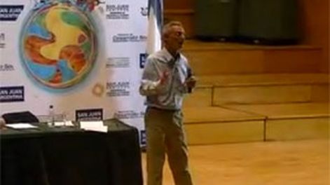 Alberto Minujin: “La pobreza es una violación masiva de los derechos humanos”