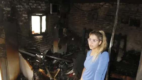 Amenazó con quemar la casa de su ex, lo cumplió y ayer lo confesó; le dieron 4 años