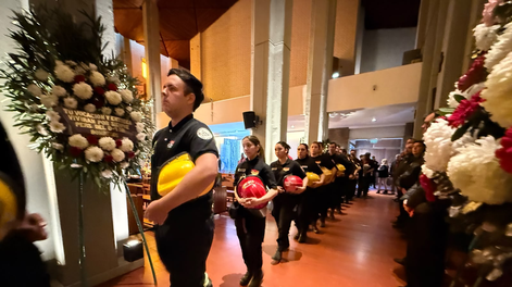 bomberos voluntarios de san juan rindieron homenaje a las victimas de la tragedia aerea de valle fertil