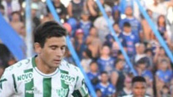 LUCAS CEBALLOS y Jean Valencia, fundamentales en el Puyutano.