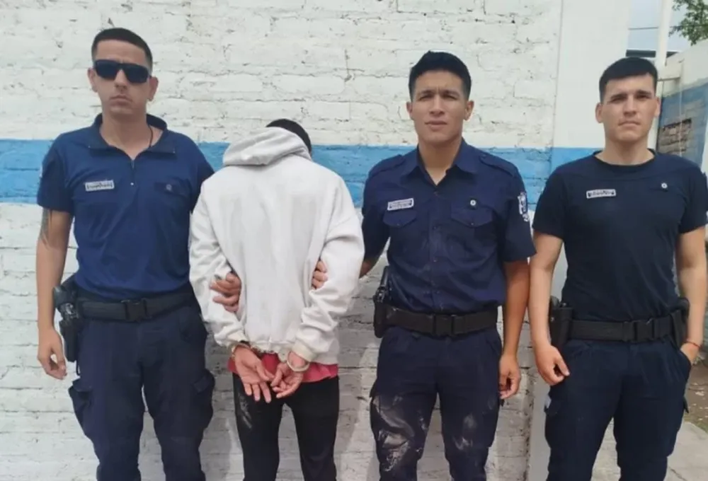 Detenido.-