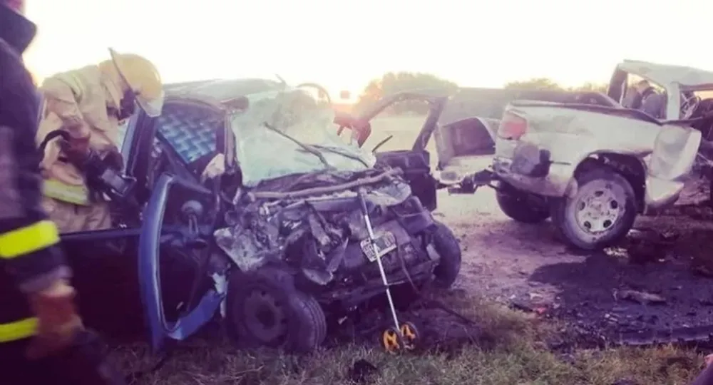 Siete personas murieron en un tremendo accidente en una ruta entre Buenos Aires y La Pampa