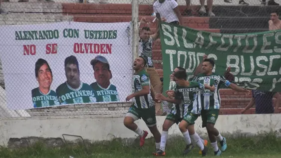 Centenario Olímpico y Sarmiento de Zonda avanzaron y jugarán por el segundo ascenso