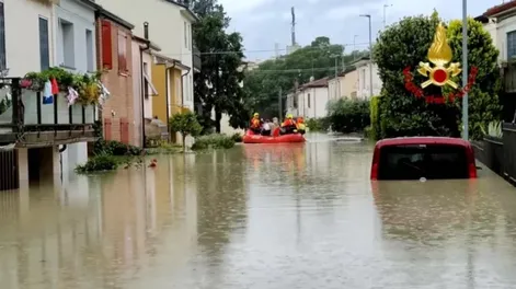 Más de 36 mil personas abandonaron sus hogares por las inundaciones en Italia