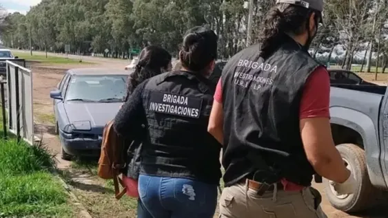 Su novio era policía y la golpeaba: ella dice no podía denunciarlo y terminó envenenándolo