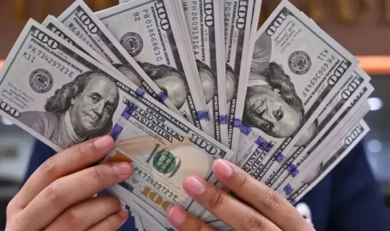 El dólar blue subió por primera vez en cuatro ruedas: en San Juan escaló $20