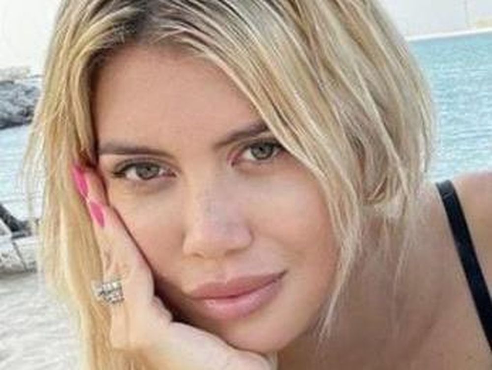 La foto íntima de Wanda Nara en malla ultra cavada