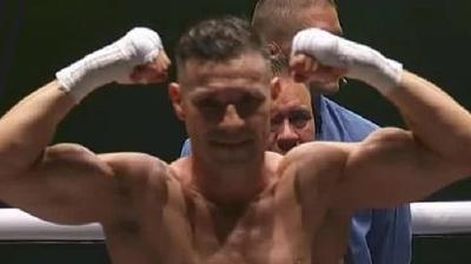 Maravilla Martínez le ganó por nocaut a Jhon Teherán