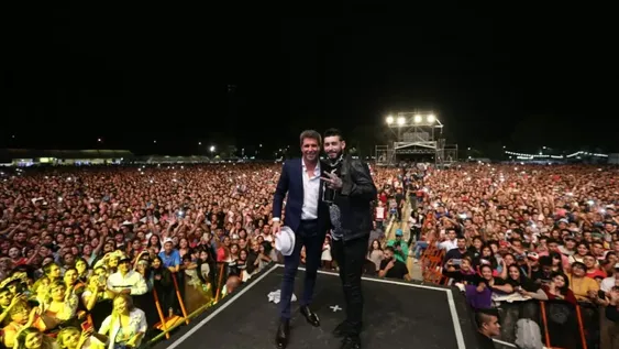 La espera valió la pena y Ulises hizo bailar a una multitud