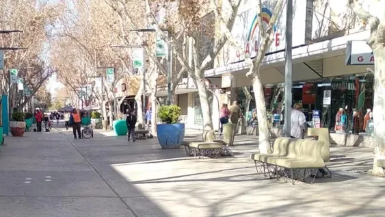 Semana Santa: cómo funcionará el comercio los próximos jueves y viernes