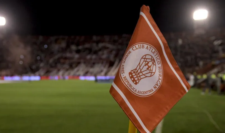 Huracán recibirá a River con un aforo reducido este próximo jueves.