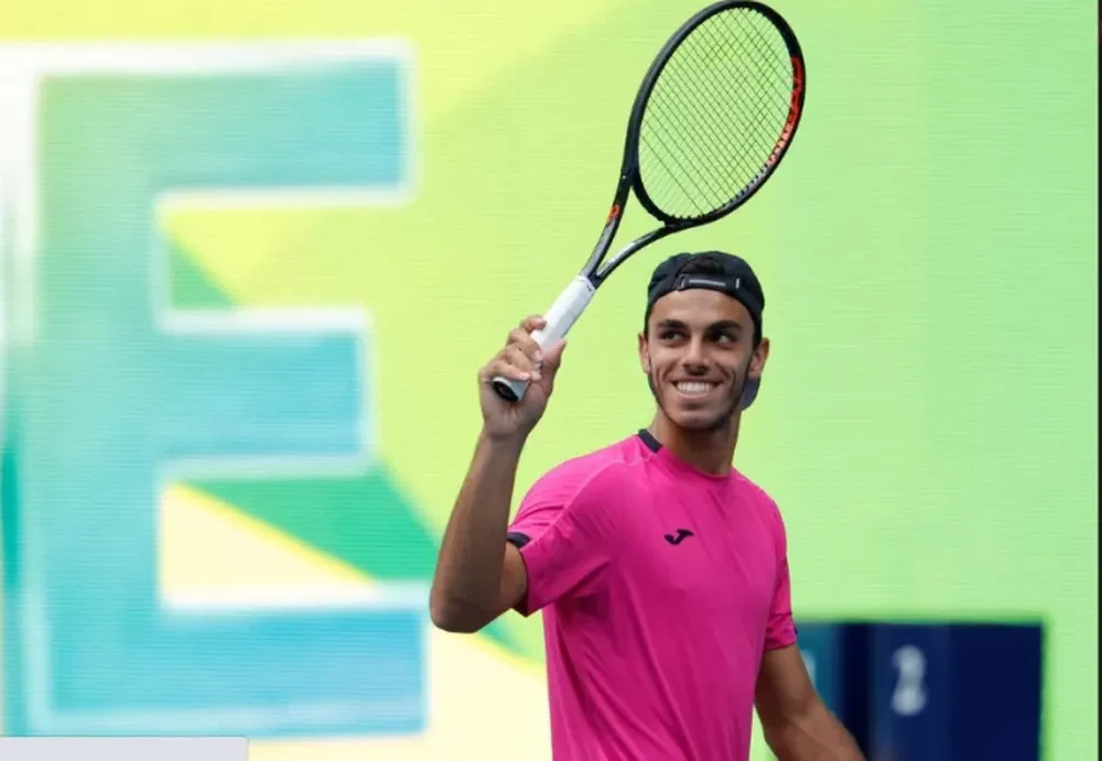 Cerúndolo batió al quinto del mundo