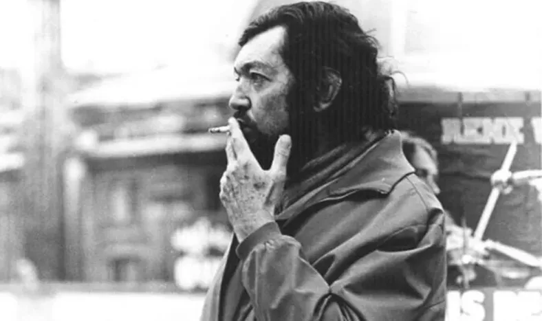 Subastaron en más de 42 mil dólares siete textos inéditos de Julio Cortázar