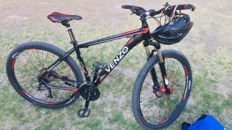 El drama de una chica que estaba en su dormitorio cuando ladrones se robaron su bici