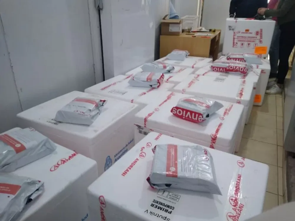 Sputnik V: todavía no hay fecha del vuelo que traerá las próximas dosis