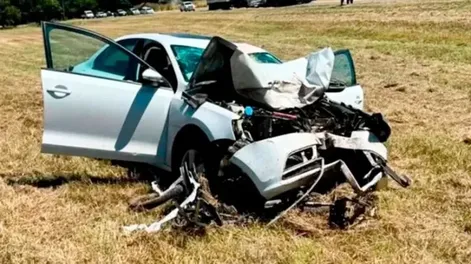 Madre e hija murieron en un terrible choque frontal
