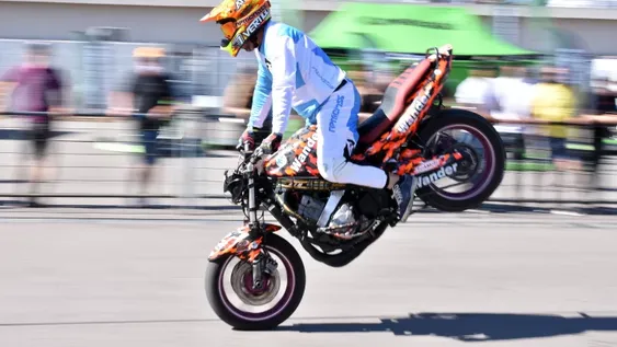 El show del “Gamuza” que fue puro deleite