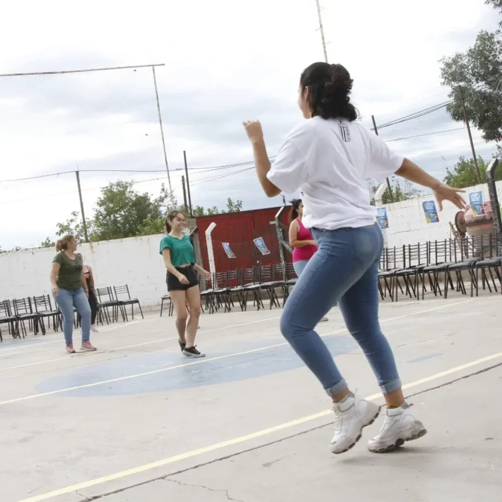 Un estudio reveló que 8 de cada 10 personas con enfermedades autoinmunes son mujeres