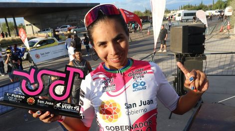 Maribel Aguirre se quedó con la contrarreloj de la Vuelta a San Juan Damas 2026 y continúa como líder de la general. &nbsp;