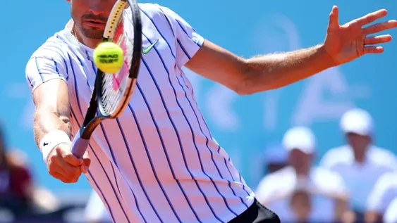 Dimitrov encendió las alarmas