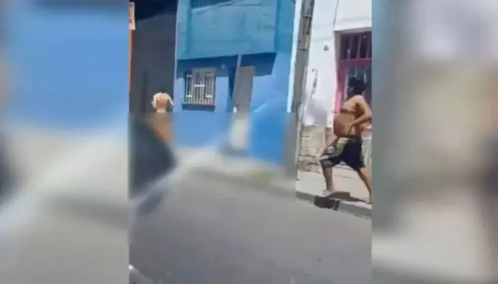 Persiguieron a un “amante” completamente desnudo por las calles de Salta