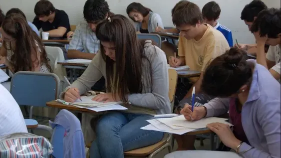 Todo lo que tenés que saber para anotarte en las becas Progresar