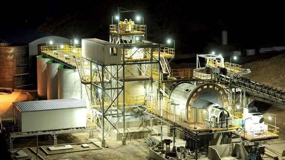 Por la crisis económica, suspendieron la actividad en la mina Casposo