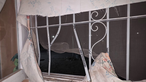 lo sorprendieron forzando una ventana para robar en santa lucia, intento escapar y cayo detenido