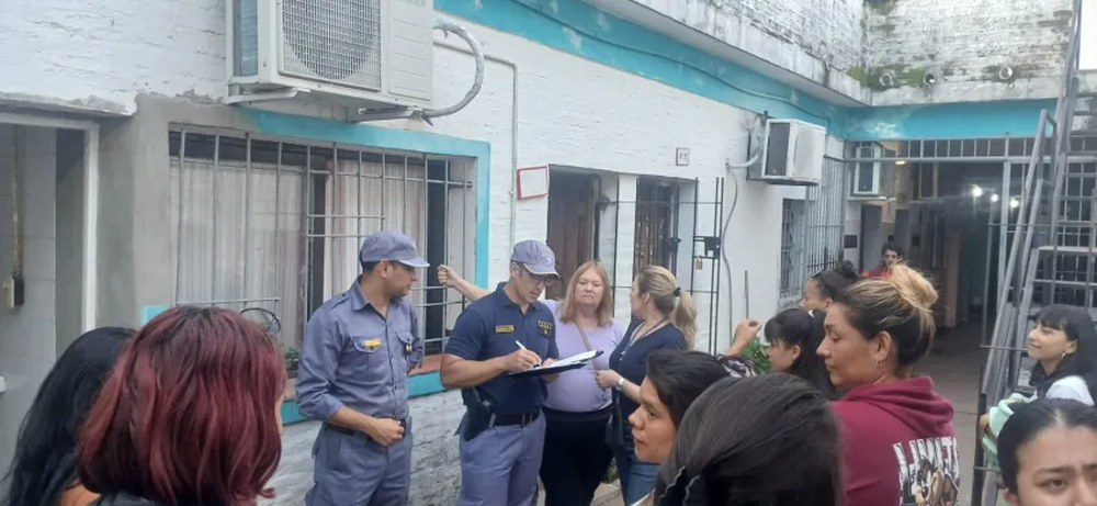 Chaco: encontraron una bala en el baño de mujeres de un colegio.