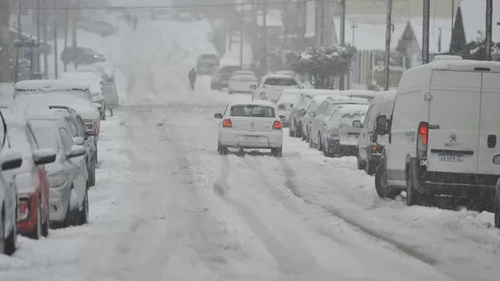 Horas complicadas en Bariloche por la nevada
