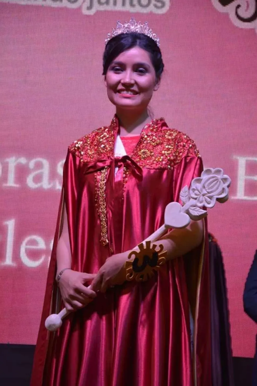 Fernanda, de 20 años, es la nueva Reina de Iglesia