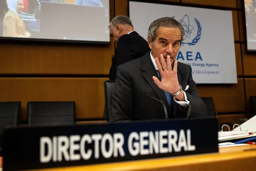 El argentino Rafael Grossi advirtió que Irán tiene suficiente uranio para 10 armas nucleares.