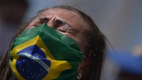 Brasil superó por primera vez los 100.000 contagios por COVID-19 en un día