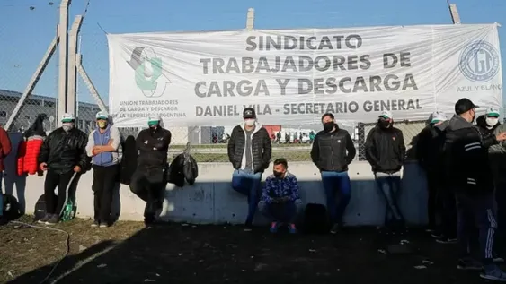 Mercado Libre sufre el bloqueo del gremio camionero de Moyano