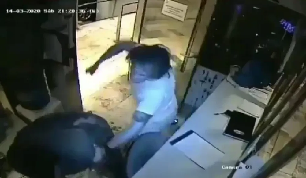 Habló el guardia golpeado: “Me pegaba en la cabeza y me decía que me iba a matar”