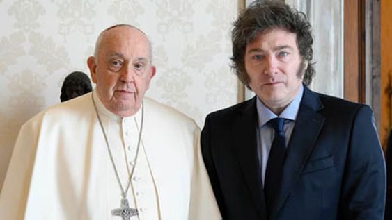Milei con el Papa Francisco.