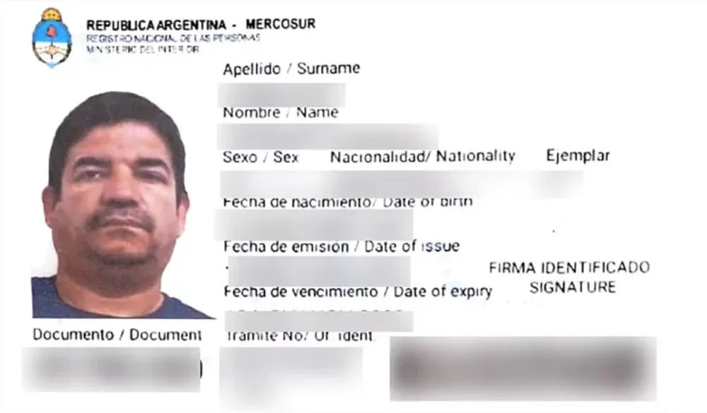 El DNI de Fernando ejemplar B que usaba el sospechoso.