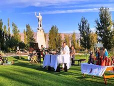 El jueves 16 de abril arranca el Triduo en honor a San Expedito en el santuario de El Bosque, en Angaco, donde se celebrarán las Patronales el próximo domingo. El jueves 16 de abril arranca el Triduo en honor a San Expedito en el santuario de El Bosque, en Angaco, donde se celebrarán las Patronales el próximo domingo.