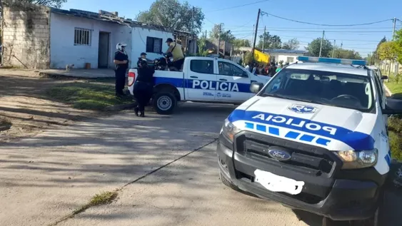 Balearon a un policía en la cabeza cuando desbarataban una fiesta clandestina