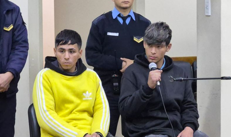Sebastian Nahuel Olmos y Alexis Sebastian Herrera Estrella, los vecinos y amigos condenados por el violento asalto a un barbero, en Capital.&nbsp;