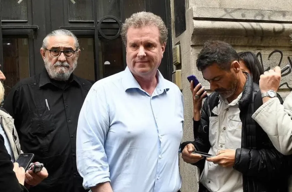 Los celulares de las asesoras de Milman a la justicia: una lo cambió y la otra “borró” información