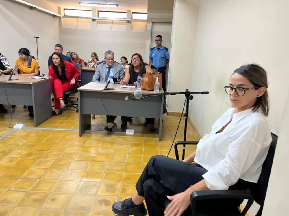 Condenaron a la odontóloga que le sacó 12 dientes a un niño