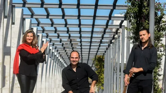 Celebración con cante y baile