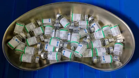 Sinopharm anunció el desarrollo de una nueva versión de su vacuna contra más variantes